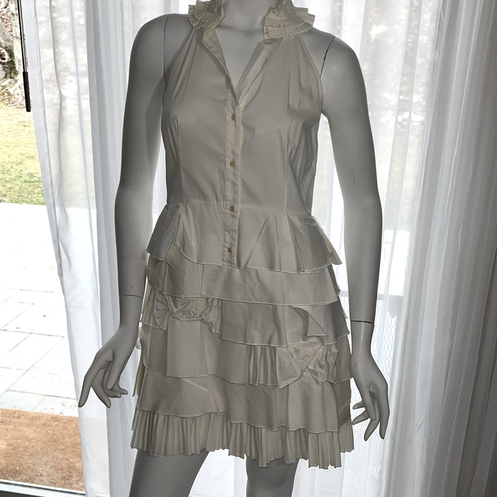 BCBG white button up dress with ruffle layers sz 8